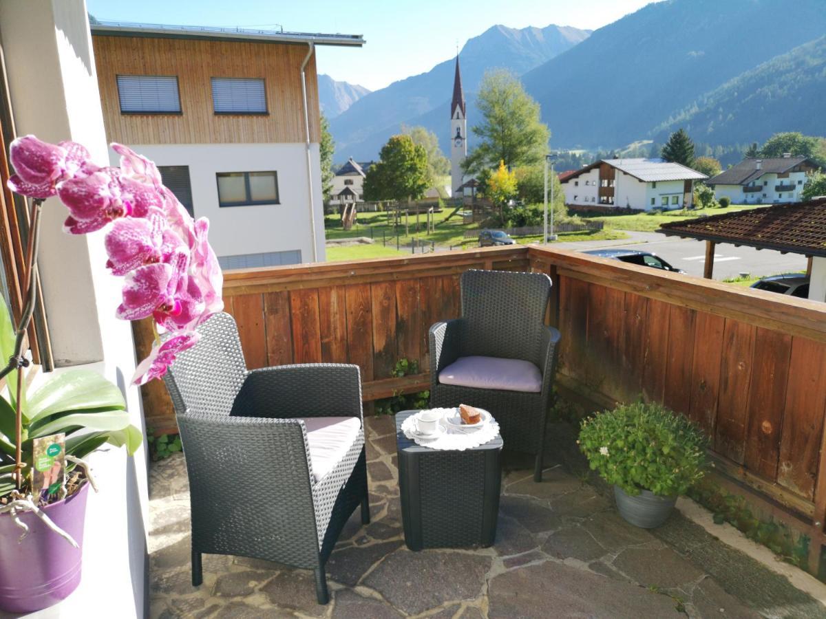 Gaestehaus Wolf Elbigenalp Buitenkant foto