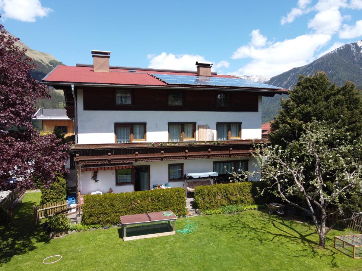 Gaestehaus Wolf Elbigenalp Buitenkant foto