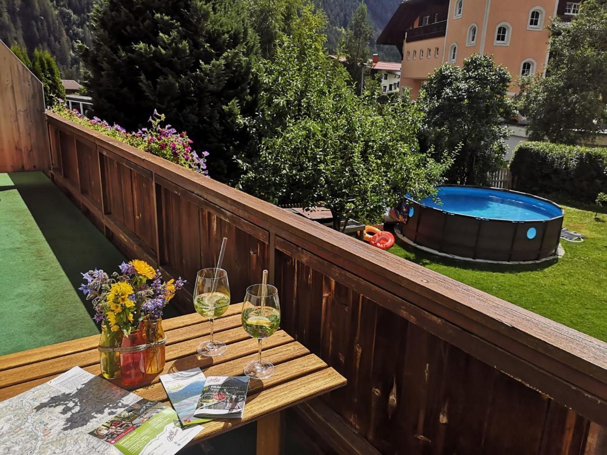 Gaestehaus Wolf Elbigenalp Buitenkant foto